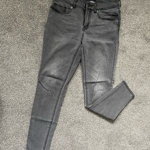 Bongo ankle biter style jeans grey wash color size 6